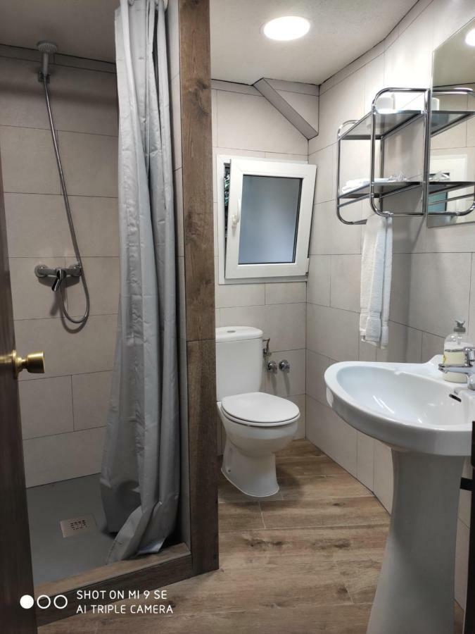 Hostal Moline Bruguera Luaran gambar